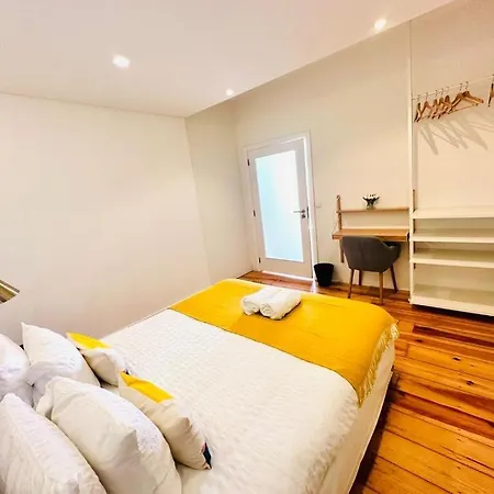 The Saraiva House - No 1e - Beautiful Two-bedroom 리스본